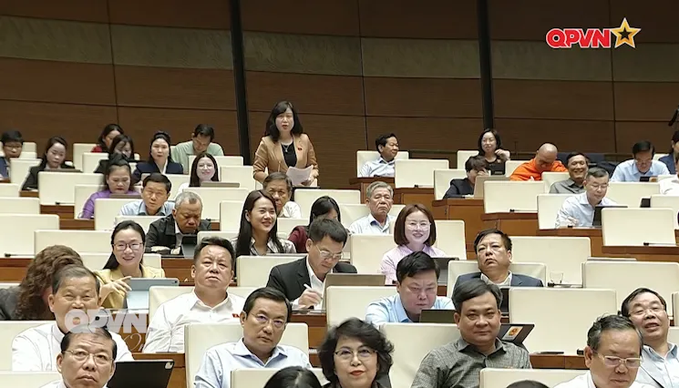 Quốc hội thảo luận nhiều nội dung quan trọng