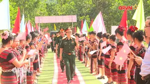 Bộ Tổng tham mưu bàn giao công trình nhà tránh lũ