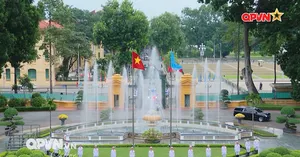 Bản tin tiếng Trung 16h ngày 25/10/2025