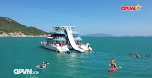 Bản tin tiếng Anh 15h ngày 27/10/2025