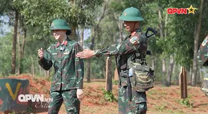 Khi Tổ quốc gọi tên - Tập 10/16 - 60p Phần 1/2