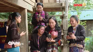 "Đưa" công nghệ số về bản