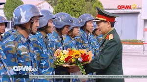 Bản tin tiếng Anh 15h ngày 25/12/2025