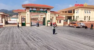 Hành trình của những món quà Tết