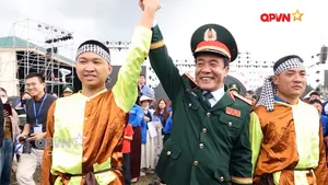 Xuân Biên phòng ấm lòng dân bản