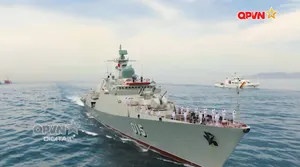 80 vinh quang tiến bước