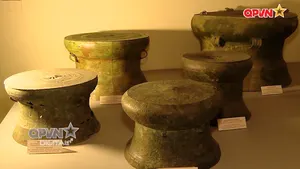 Lưu giữ văn hóa Việt