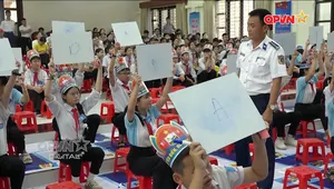 Gieo tình yêu biển đảo trong thế hệ măng non