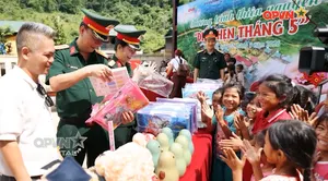 Chắp cánh ước mơ nơi bản Sắt