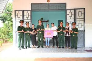 Hiệu quả từ mô hình “gắn kết hộ”, chung tay xây dựng vùng biên phát triển