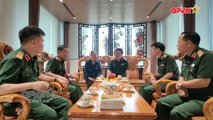 Tri ân các đồng chí nguyễn lãnh đạo đảng, nhà nước, quân đội
