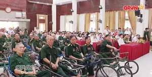 Bản tin tiếng Anh 15h ngày 16/7/2026