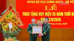 Nguyện tiếp tục cống hiến dưới lá cờ vẻ vang của Đảng