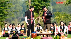 Lễ mừng cơm mới của đồng bào dân tộc Thái