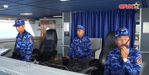 Đấu trí giữa trùng khơi