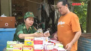 Chỗ dựa vững chắc cho nhân dân trong mưa lũ