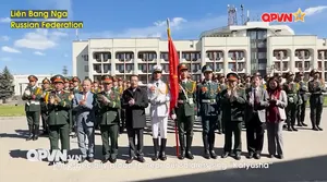 Vươn xa Việt Nam - Số 195 - TA - Vững chiến lược - Mở cánh cửa đối ngoại​