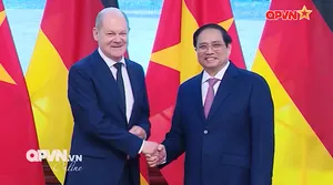 Dĩ bất biến, ứng vạn biến