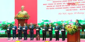 Bản tin tiếng Anh 15h ngày 19/8/2025