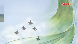 SU-30MK2 luyện tập bay đội hình đặc chào mừng 50 năm Quốc Khánh