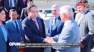 Vươn xa Việt Nam - Số 196 - TA - Việt Nam 80 mùa thu độc lập