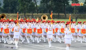 Những bước chân hướng về Quảng trường Ba Đình