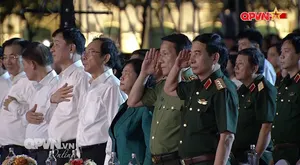 Rực sáng niềm tin “Dưới cờ vinh quang”