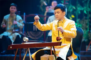 Thanh âm Việt trong bước chân người lính