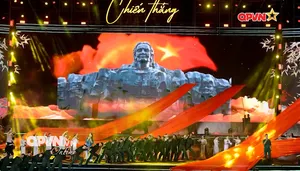 Đặc sắc chương trình chính luận nghệ thuật "Bản hùng ca chiến thắng"