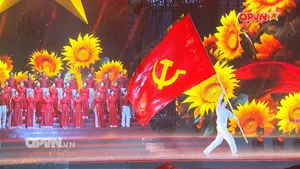 Nhân dân cả nước vui Tết Độc lập