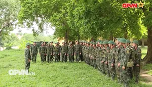 "Ngọn đuốc" tri thức người quân nhân cách mạng