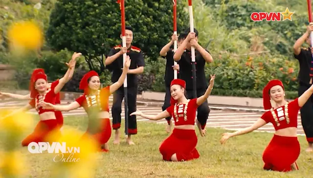 Giai điệu thao trường - Suối hát tình em - Phần 2