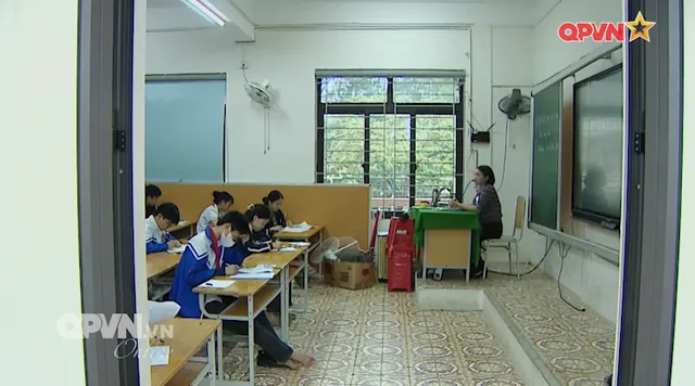 Sử dụng camera an ninh ngăn chặn bạo lực học đường