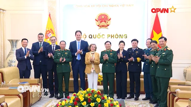 Thúc đẩy hợp tác quốc phòng song phương