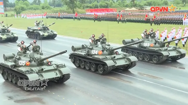 Chiến binh thép của A80