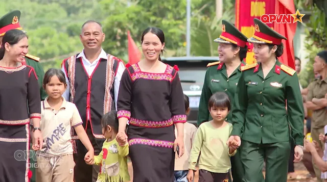 Duy trì nghiêm nền nếp trực sẵn sàng chiến đấu