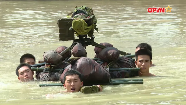 Huấn luyện sát địa bàn sông nước