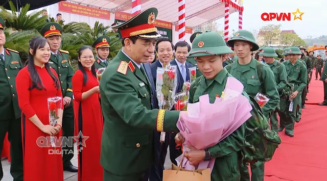 Đồng lòng bảo vệ tổ quốc