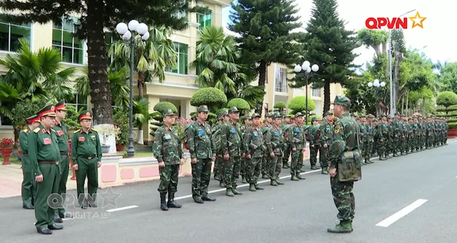 Kiểm tra chuyển trạng thái sẵn sàng chiến đấu của Binh đoàn 15