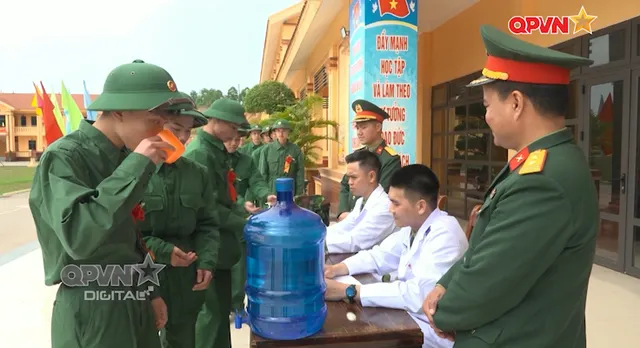 Phòng dịch bệnh do não mô cầu cho tân binh