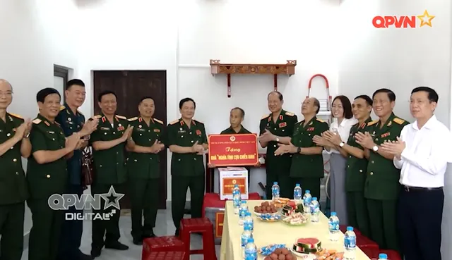 Tiếp bước cùng nhân dân