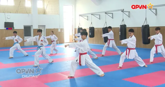 Huấn luyện viên Vũ Thị Nguyệt Ánh - Từ thảm đấu đến băng ghế huấn luyện