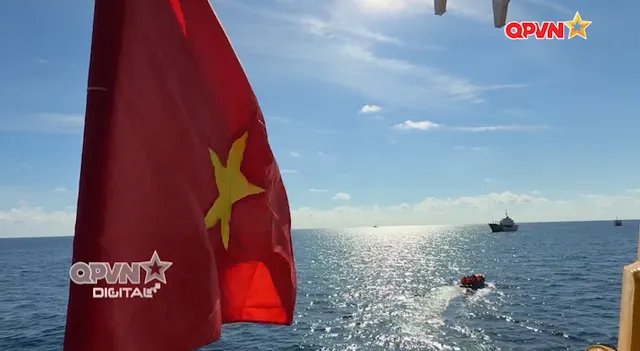 Chuyến tàu đặc biệt