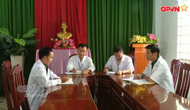 Lặng thầm chữa bệnh, cứu người