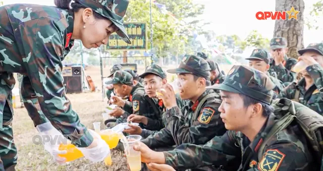 Tiếp sức mùa huấn luyện