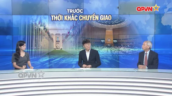 Trước thời khắc chuyển giao