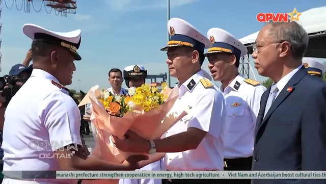 Bản tin tiếng Anh 15h ngày 11/5/2026