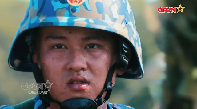 Rèn quân ở thao trường gắt nắng