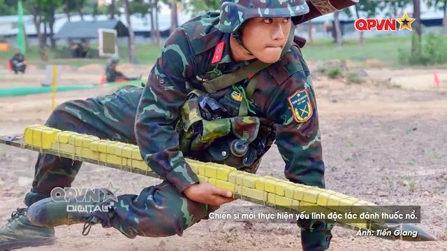 Chiến sĩ mới Trung đoàn 96 hoàn thành 3 tiếng nổ