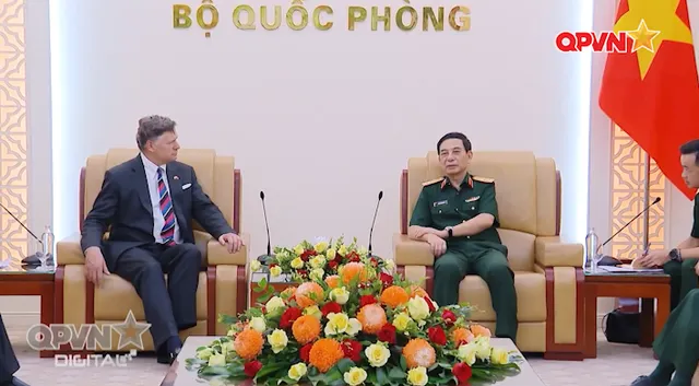 Bản tin tiếng Anh 15h ngày 11/6/2026